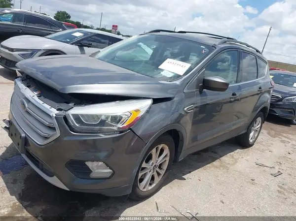 1FMCU0HD2KUA54030 2019 FORD ESCAPE - Image 2