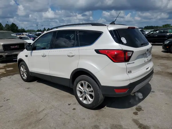 1FMCU0HD2KUA82135 2019 FORD ESCAPE - Image 2