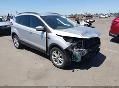 1FMCU0HD2KUB05820 2019 FORD ESCAPE