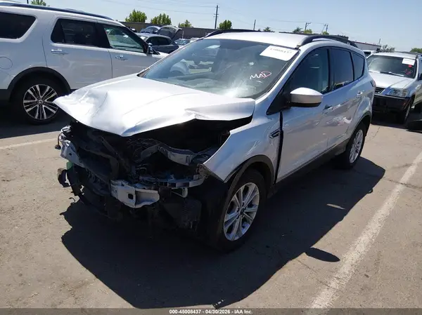 1FMCU0HD2KUB05820 2019 FORD ESCAPE - Image 2