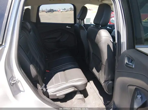 1FMCU0HD2KUB05820 2019 FORD ESCAPE - Image 8