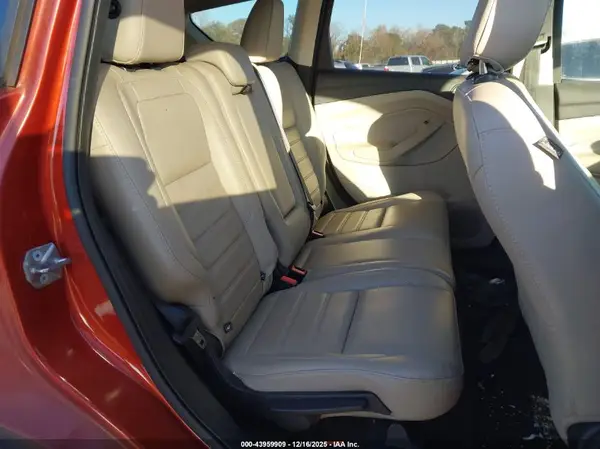 1FMCU0HD2KUB20060 2019 FORD ESCAPE - Image 8