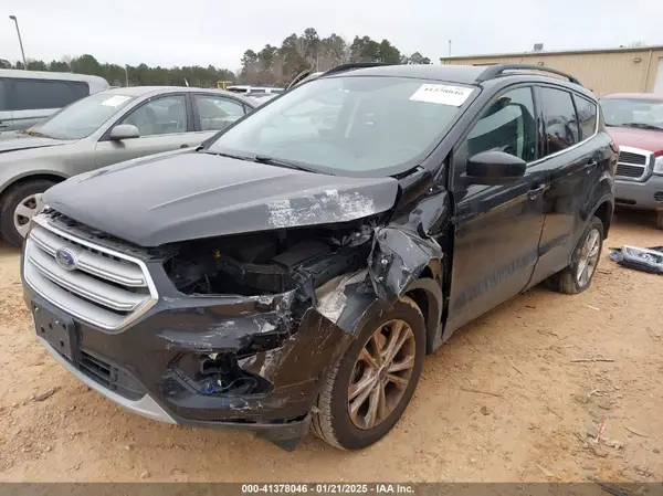1FMCU0HD2KUB23122 2019 FORD ESCAPE - Image 2
