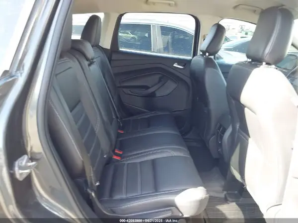 1FMCU0HD2KUC52834 2019 FORD ESCAPE - Image 8