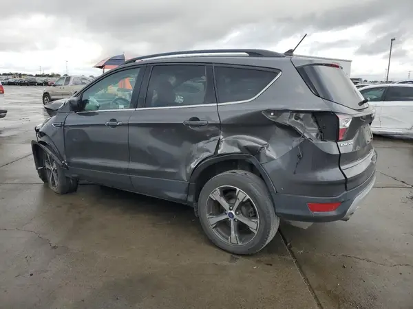 1FMCU0HD3JUA10570 2018 FORD ESCAPE - Image 2