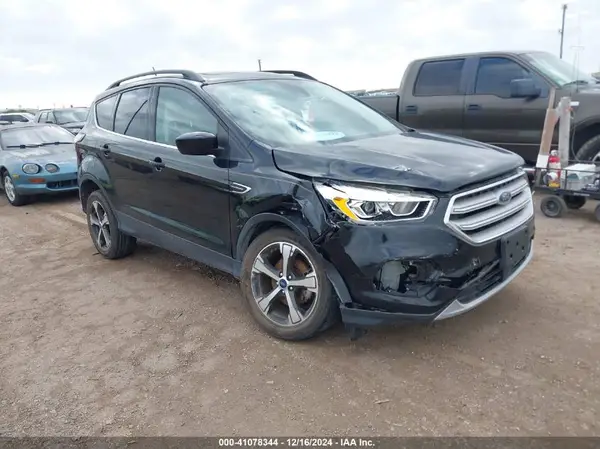 1FMCU0HD3JUA20984 2018 FORD ESCAPE - Image 1