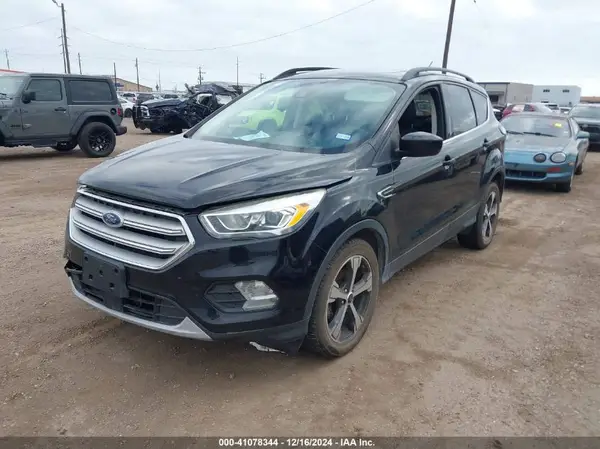 1FMCU0HD3JUA20984 2018 FORD ESCAPE - Image 2