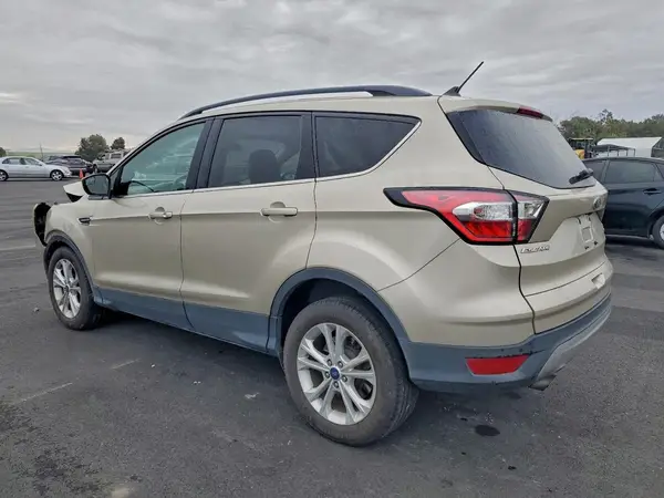 1FMCU0HD3JUA23951 2018 FORD ESCAPE - Image 2