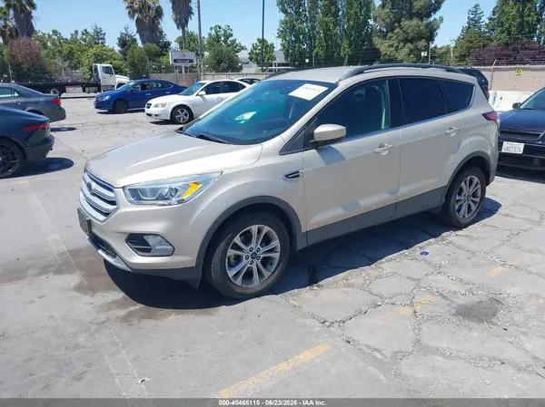 1FMCU0HD3JUA24629 2018 FORD ESCAPE - Image 2