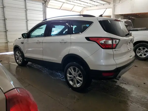 1FMCU0HD3JUA33153 2018 FORD ESCAPE - Image 2