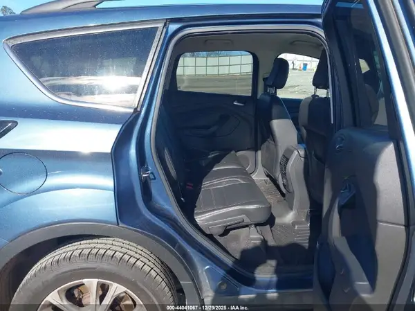 1FMCU0HD3JUA52348 2018 FORD ESCAPE - Image 8