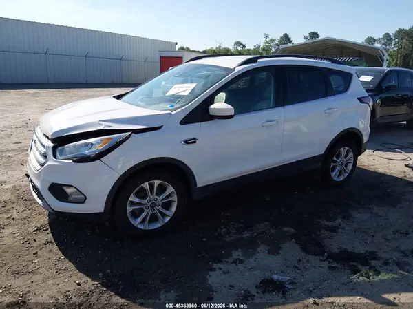 1FMCU0HD3JUA75645 2018 FORD ESCAPE - Image 2