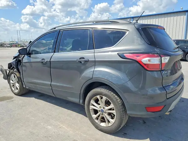 1FMCU0HD3JUB16713 2018 FORD ESCAPE - Image 2