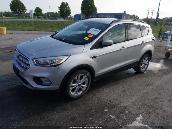 1FMCU0HD3JUB20390 2018 FORD ESCAPE - Image 2