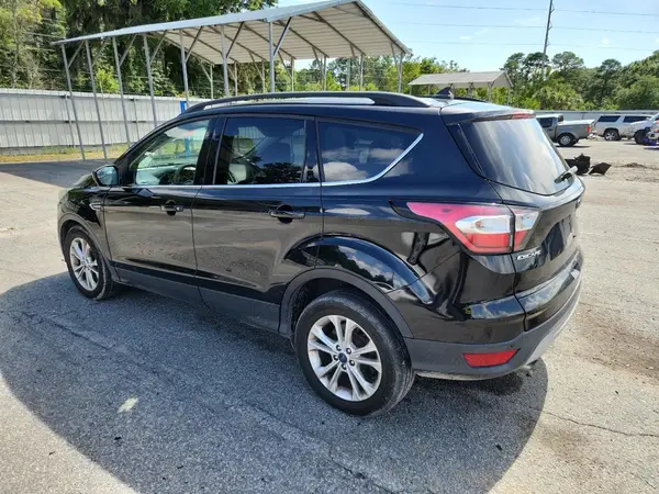1FMCU0HD3JUB67922 2018 FORD ESCAPE - Image 2