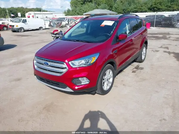 1FMCU0HD3JUB68679 2018 FORD ESCAPE - Image 2
