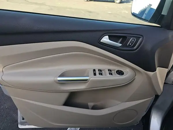 1FMCU0HD3JUC20568 2018 FORD ESCAPE - Image 8