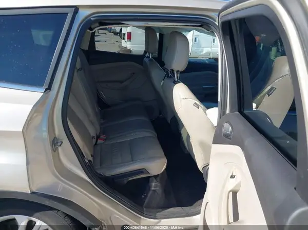 1FMCU0HD3JUC31988 2018 FORD ESCAPE - Image 8