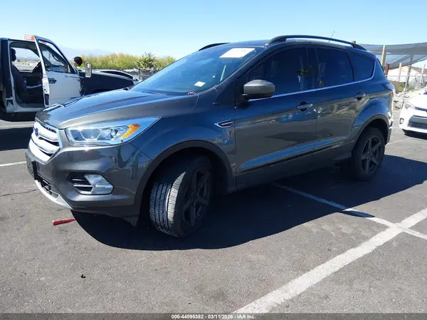 1FMCU0HD3JUC60522 2018 FORD ESCAPE - Image 2