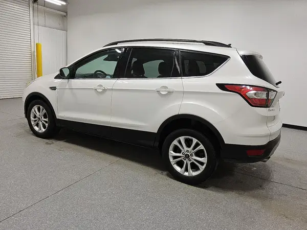 1FMCU0HD3JUC71018 2018 FORD ESCAPE - Image 2