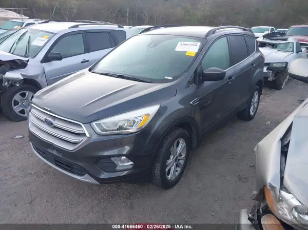 1FMCU0HD3JUD13817 2018 FORD ESCAPE - Image 2