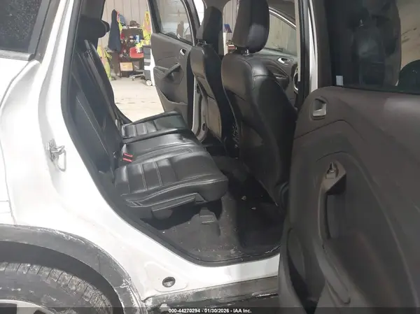 1FMCU0HD3JUD49443 2018 FORD ESCAPE - Image 8