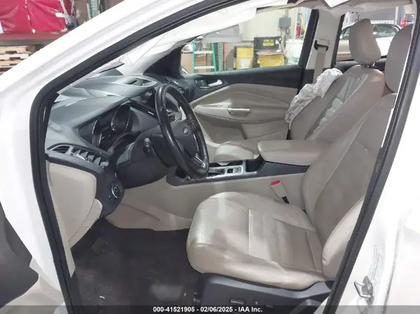 1FMCU0HD3JUD55145 2018 FORD ESCAPE - Image 8