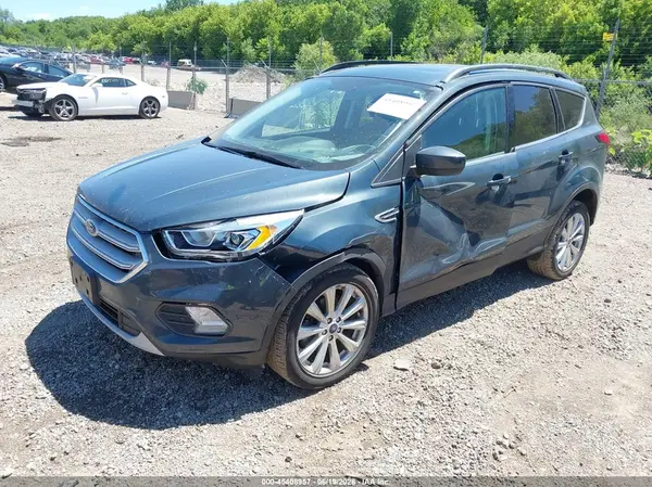 1FMCU0HD3KUA23370 2019 FORD ESCAPE - Image 2