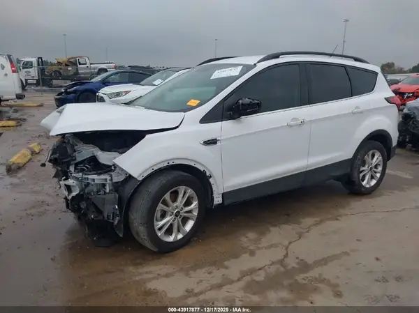 1FMCU0HD3KUA34188 2019 FORD ESCAPE - Image 2