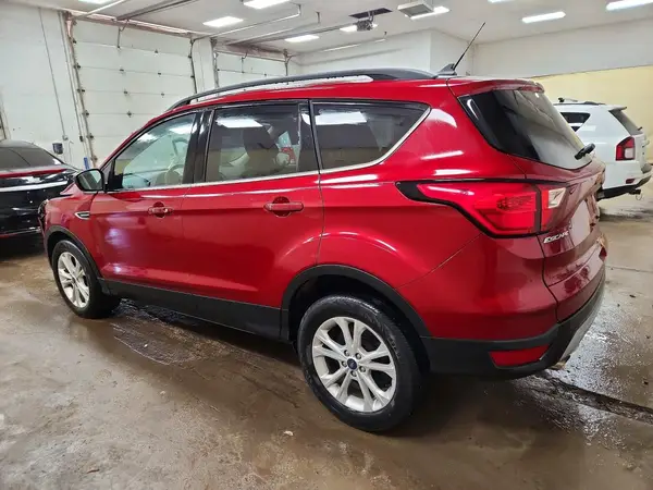 1FMCU0HD3KUA40637 2019 FORD ESCAPE - Image 2