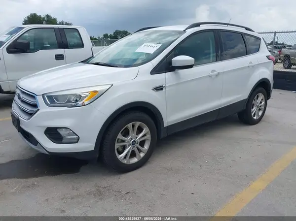 1FMCU0HD3KUB00982 2019 FORD ESCAPE - Image 2