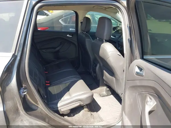 1FMCU0HD3KUB57635 2019 FORD ESCAPE - Image 8