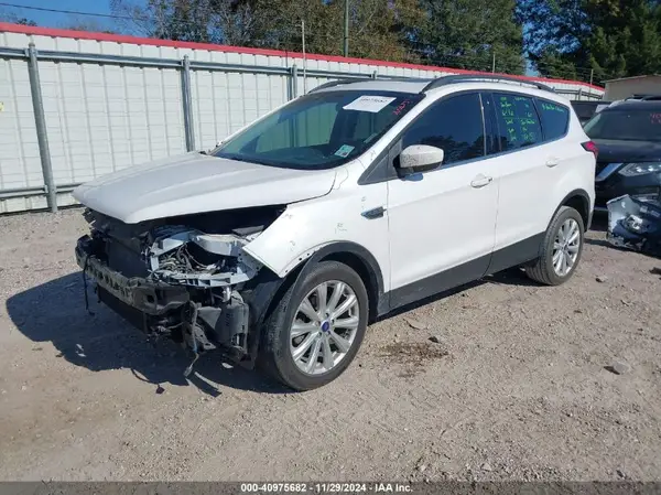 1FMCU0HD3KUB94667 2019 FORD ESCAPE - Image 2