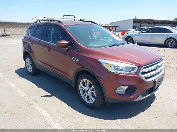 1FMCU0HD4JUA56988 2018 FORD ESCAPE - Image 1