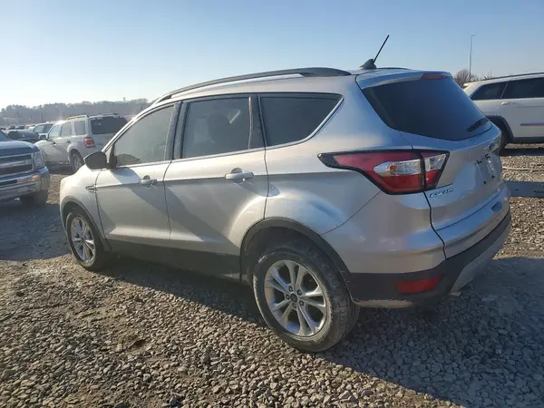 1FMCU0HD4JUA70857 2018 FORD ESCAPE - Image 2