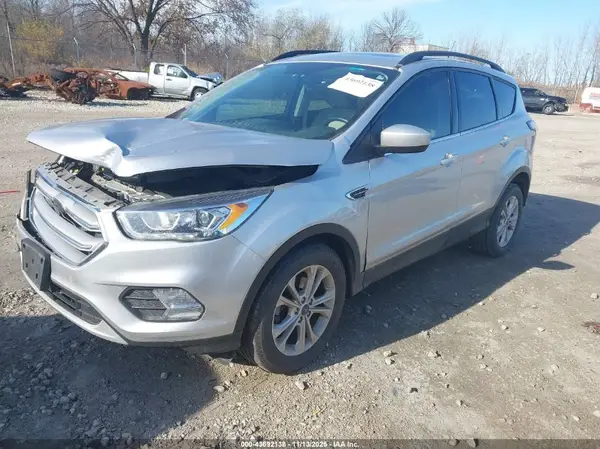 1FMCU0HD4JUB41541 2018 FORD ESCAPE - Image 2