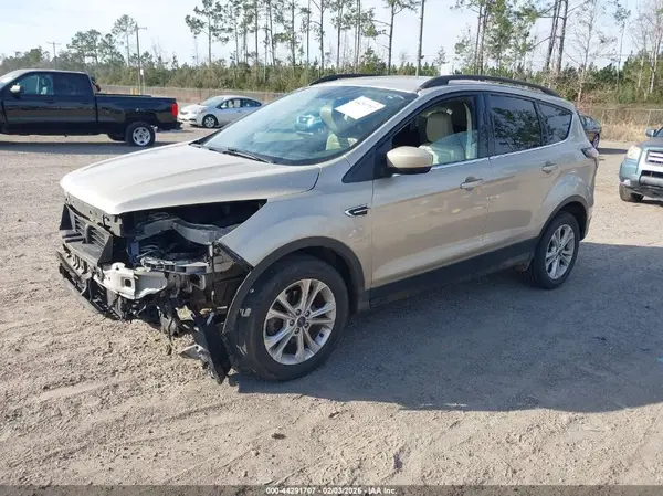 1FMCU0HD4JUB58971 2018 FORD ESCAPE - Image 2