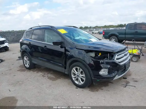 1FMCU0HD4JUB71851 2018 FORD ESCAPE - Image 1