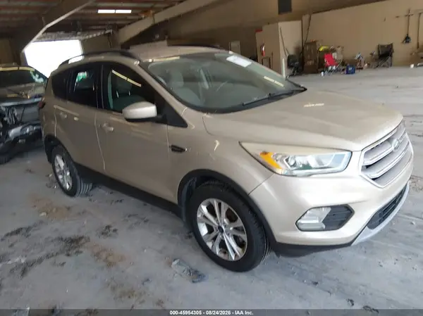 1FMCU0HD4JUB97740 2018 FORD ESCAPE - Image 1