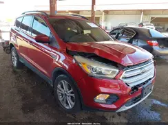 1FMCU0HD4JUC09529 2018 FORD ESCAPE