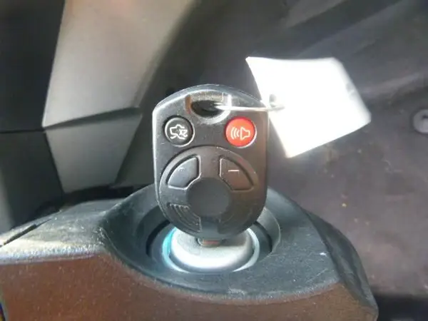 1FMCU0HD4JUC38352 2018 FORD ESCAPE - Image 1