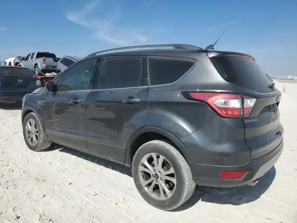 1FMCU0HD4JUC41123 2018 FORD ESCAPE - Image 2