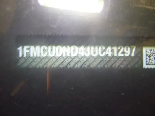 1FMCU0HD4JUC41297 2018 FORD ESCAPE - Image 2