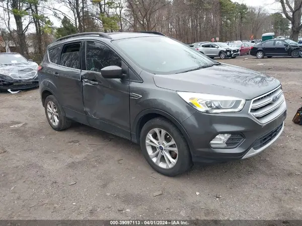 1FMCU0HD4JUC93934 2018 FORD ESCAPE - Image 1