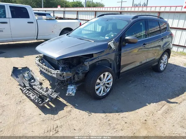1FMCU0HD4KUA05198 2019 FORD ESCAPE - Image 2