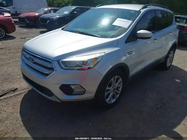 1FMCU0HD4KUA10577 2019 FORD ESCAPE - Image 2