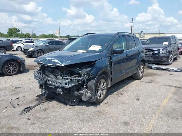 1FMCU0HD4KUB07648 2019 FORD ESCAPE - Image 2