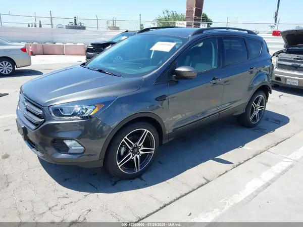 1FMCU0HD4KUB62827 2019 FORD ESCAPE - Image 2