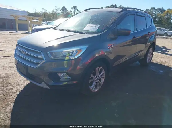 1FMCU0HD5JUA49550 2018 FORD ESCAPE - Image 2