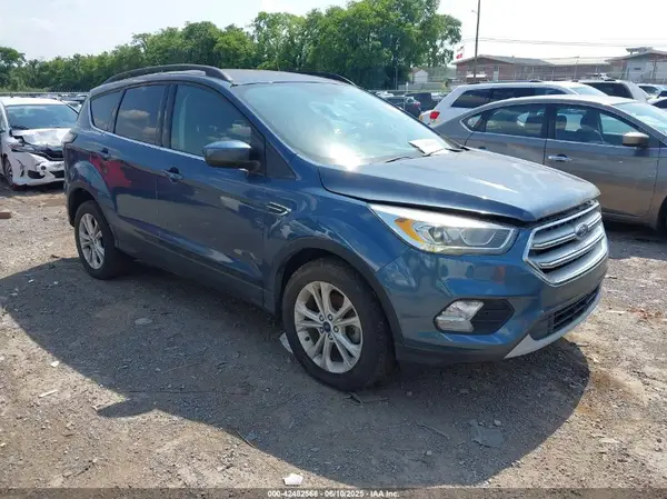 1FMCU0HD5JUB08919 2018 FORD ESCAPE - Image 1